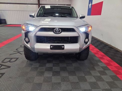 Used 2017 Toyota 4Runner SR5 image 22