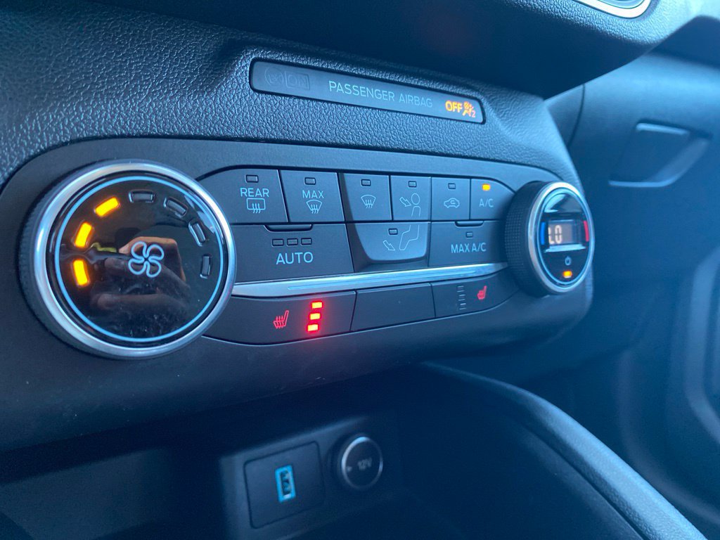 Used 2020 Ford Escape SE AWD/4WD image 23
