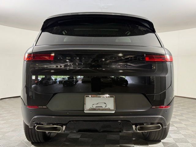New 2026 Land Rover Range Rover Sport SE AWD/4WD image 7
