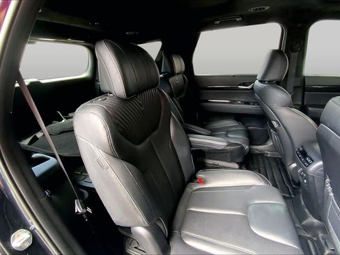 Used 2023 Hyundai Palisade Calligraphy FWD image 19