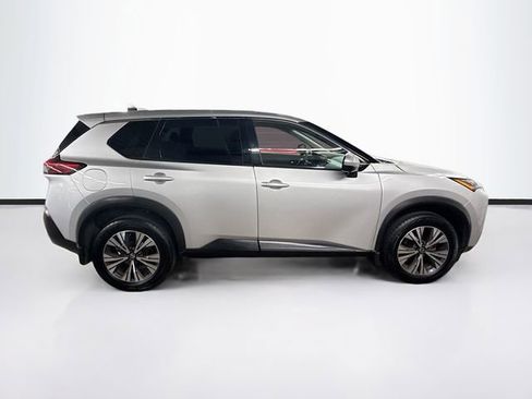 Used 2021 Nissan Rogue SV image 8