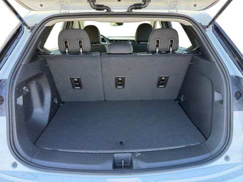 New 2027 Chevrolet Bolt LT w/ Comfort Package image 17