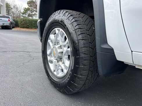 Used 2022 Chevrolet Silverado 2500 LTZ w/ LTZ Plus Package image 11