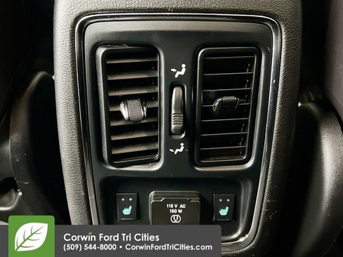 Used 2013 Jeep Grand Cherokee Limited image 28