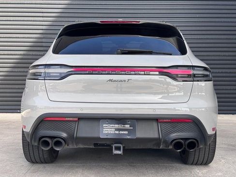 Certified 2024 Porsche Macan image 6