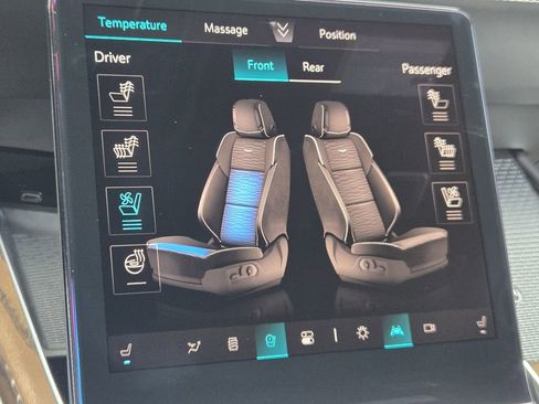 New 2026 Cadillac Escalade ESV Platinum Sport AWD/4WD image 28