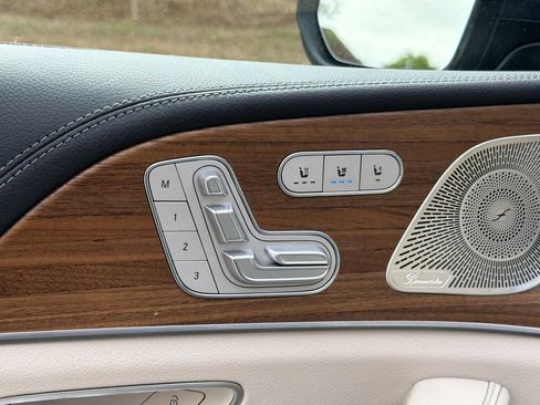 Certified 2025 Mercedes-Benz GLE 450 4MATIC image 13