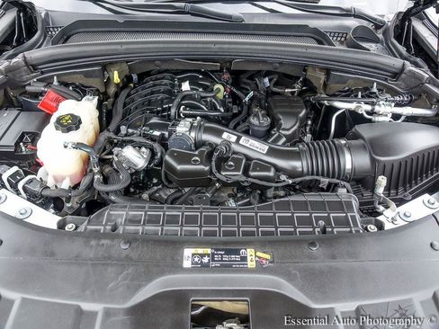 Used 2023 Jeep Grand Cherokee Limited w/ Luxury Tech Group II image 28