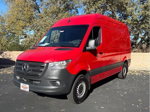 Used 2024 Mercedes-Benz Sprinter 2500 image 1