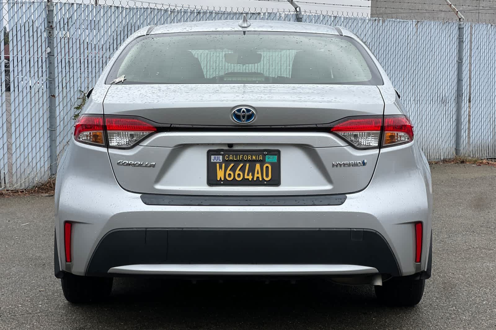 Used 2020 Toyota Corolla LE FWD image 4