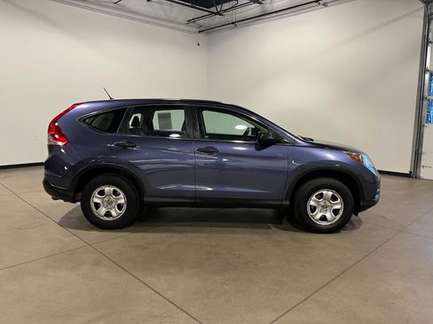 Used 2012 Honda CR-V LX image 2