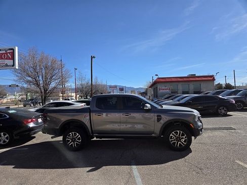 Used 2025 Ford Ranger Lariat w/ Trailer Tow Package image 3