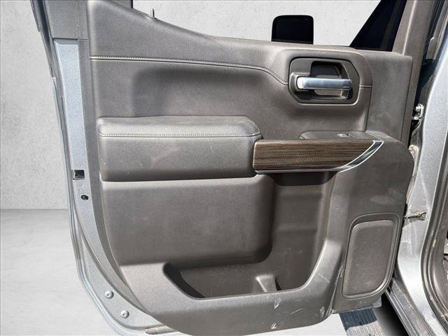 Used 2019 Chevrolet Silverado 1500 RST AWD/4WD image 17