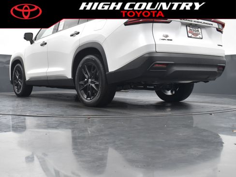 New 2026 Toyota Grand Highlander AWD Hybrid image 38