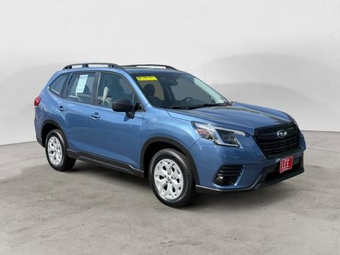 Used 2022 Subaru Forester AWD/4WD image 7