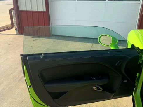 Used 2023 Dodge Challenger SRT Hellcat w/ Driver Convenience Group image 4