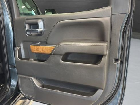 Used 2017 Chevrolet Silverado 1500 LTZ w/ Sport Package image 29