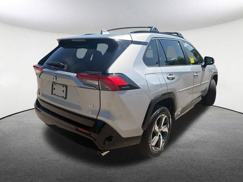 Used 2023 Toyota RAV4 SE w/ Weather & Moonroof Package AWD/4WD image 14