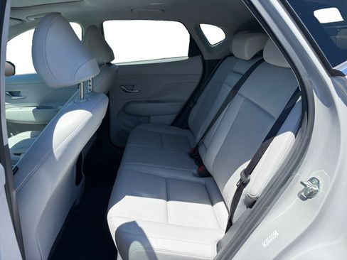 Used 2024 Hyundai Kona Limited FWD image 16