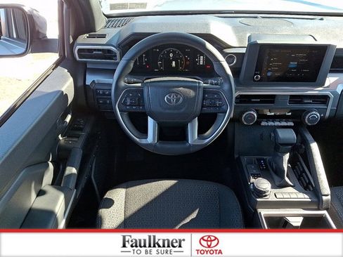 Certified 2025 Toyota 4Runner SR5 AWD/4WD image 9