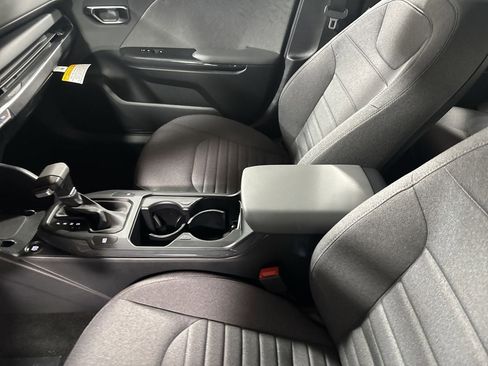 Certified 2025 Kia K4 EX image 24