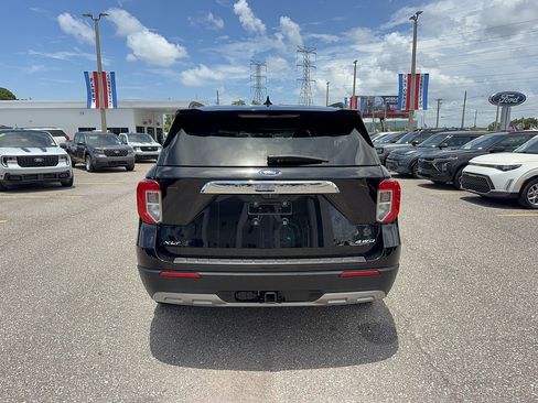 Certified 2023 Ford Explorer XLT w/ Equipment Group 202A AWD/4WD image 6