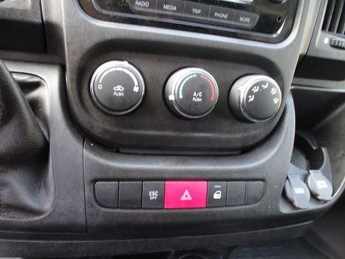 Used 2021 RAM ProMaster 2500 FWD image 8