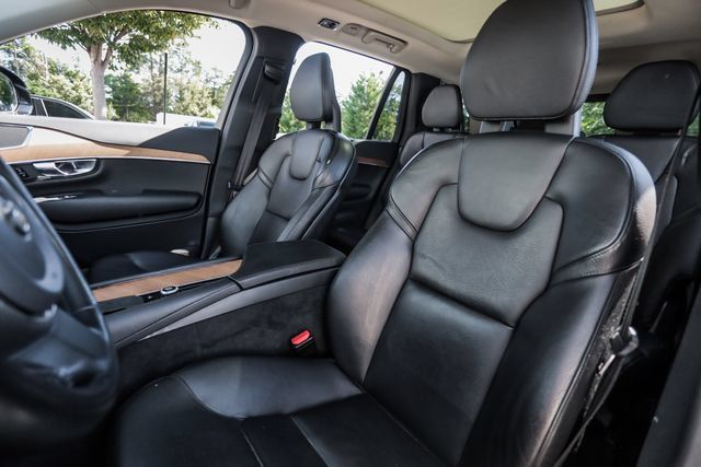 Used 2021 Volvo XC90 T6 Momentum AWD/4WD image 50