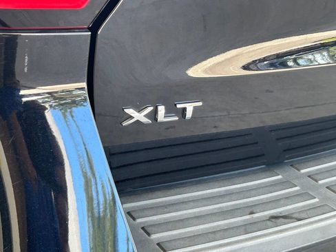 Used 2024 Ford Expedition XLT AWD/4WD image 18