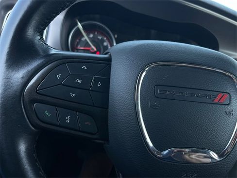 Used 2022 Dodge Charger SXT w/ Leather Interior Group image 12