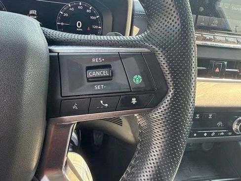 Used 2024 Mitsubishi Outlander SEL Black Edition AWD/4WD image 12