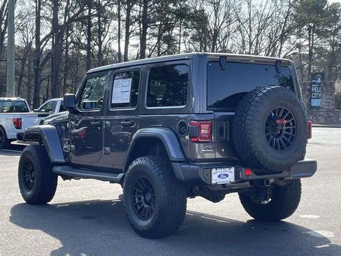 Used 2018 Jeep Wrangler Unlimited Sahara image 26