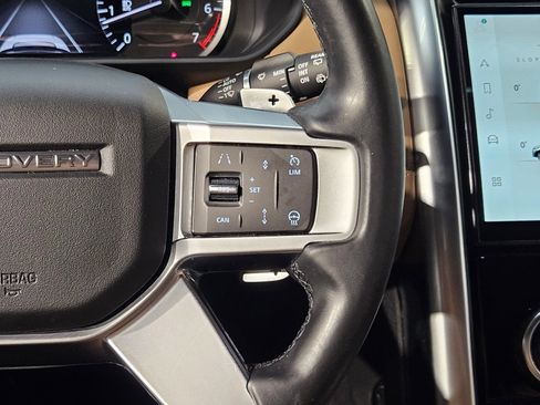 Used 2023 Land Rover Discovery S R-Dynamic AWD/4WD image 29