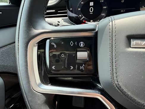 Certified 2025 Land Rover Range Rover Sport SE AWD/4WD image 19