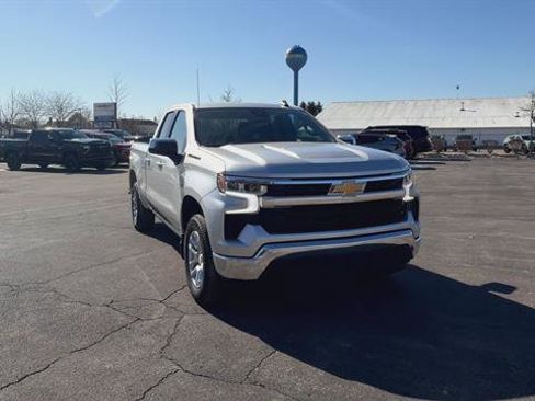 Used 2022 Chevrolet Silverado 1500 LT image 25