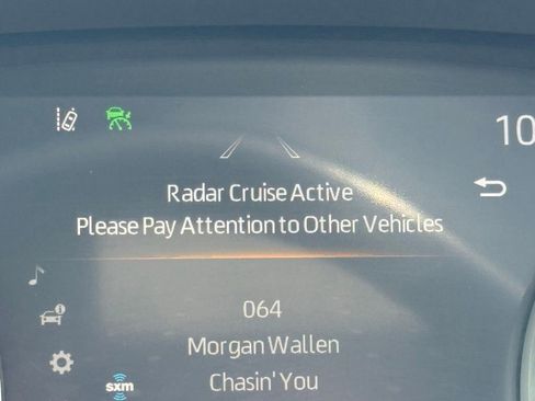Used 2021 Toyota Highlander XLE AWD/4WD image 26