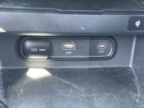 Certified 2024 Kia Seltos SX w/ SX Sunroof Package AWD/4WD image 26