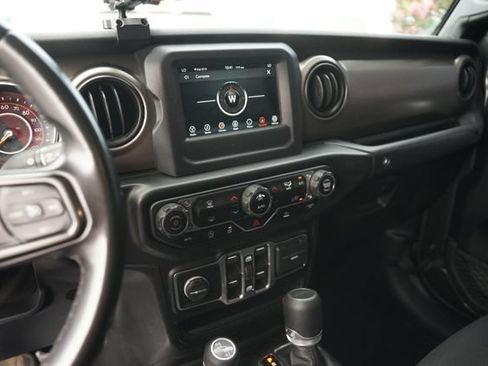 Used 2020 Jeep Gladiator Sport w/ Quick Order Package 24S AWD/4WD image 26