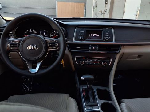 Used 2016 Kia Optima LX image 19