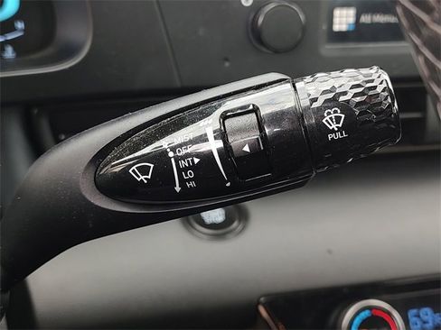 Used 2025 Hyundai Elantra Sport w/ Cargo Package image 25