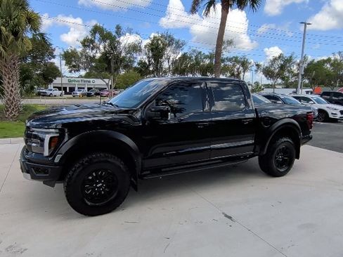 Certified 2025 Ford F150 Raptor AWD/4WD image 9