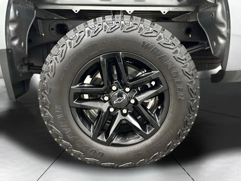 Used 2025 Chevrolet Silverado 1500 Custom Trail Boss image 21