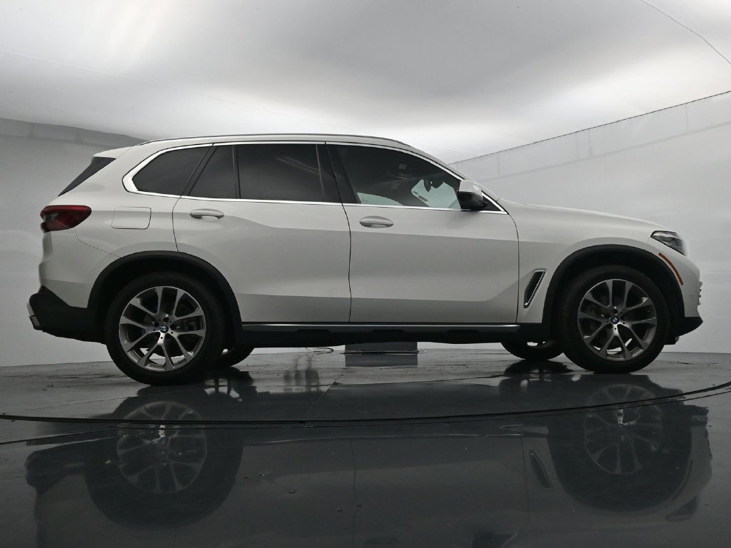 Used 2020 BMW X5 xDrive40i w/ Premium Package AWD/4WD image 24
