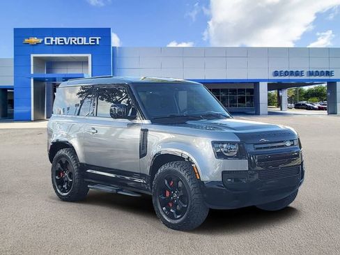 Used 2023 Land Rover Defender 90 X image 1