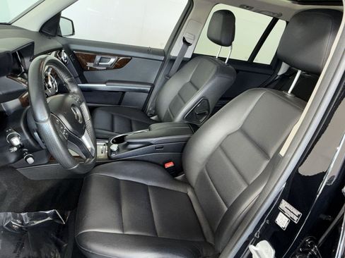 Used 2015 Mercedes-Benz GLK 250 BlueTEC 4MATIC image 13