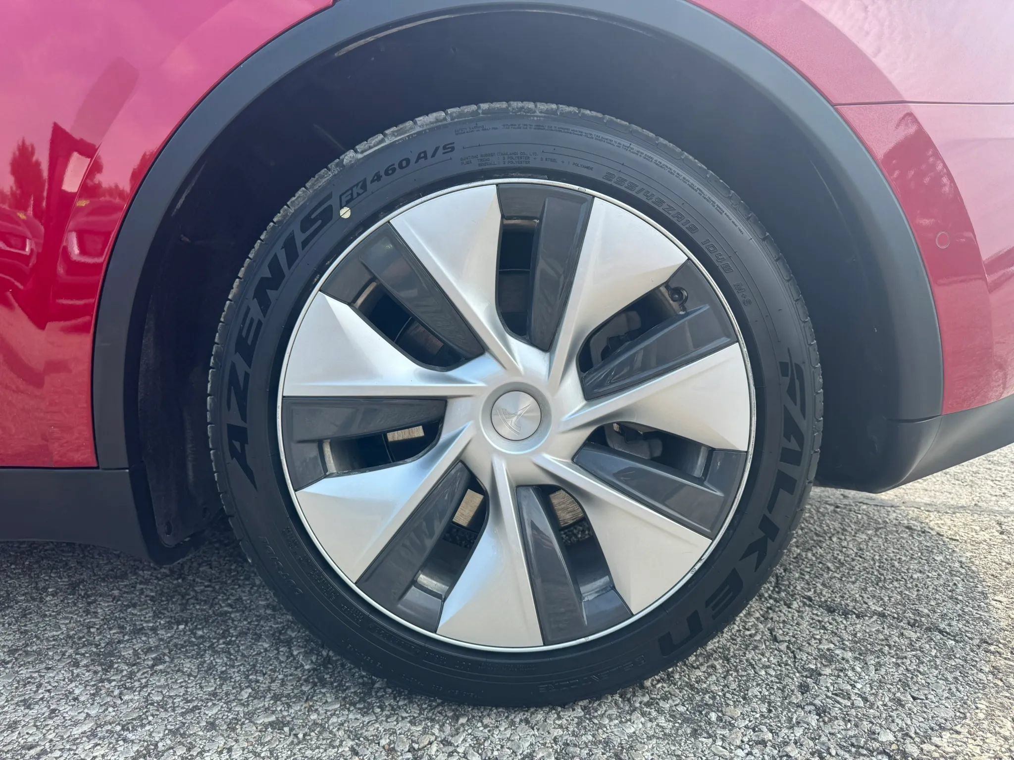 Used 2021 Tesla Model Y Long Range AWD/4WD image 22