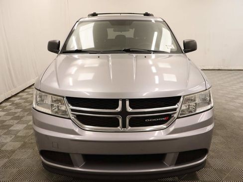 Used 2016 Dodge Journey SE image 4