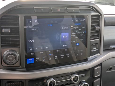 Used 2024 Ford F150 Lightning XLT image 22