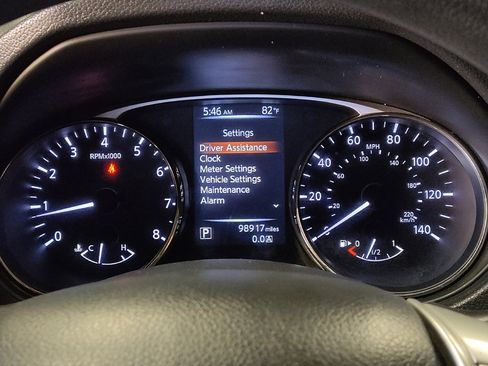 Used 2016 Nissan Rogue SV FWD image 23