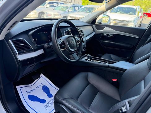 Used 2024 Volvo XC90 B5 Core w/ Protection Package Premier AWD/4WD image 11